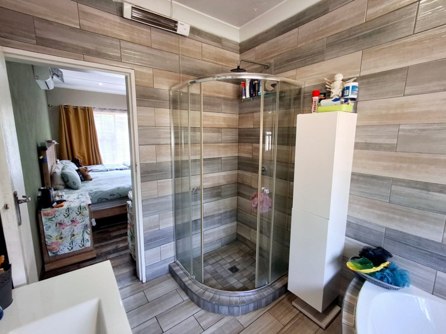 4 Bedroom Property for Sale in Sasolburg Ext 23 Free State